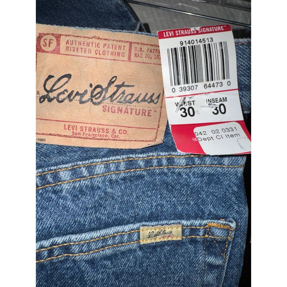 NEW Levi Strauss Signature Jeans Mens 30x30 Relaxed Fit Blue Denim NWT - Picture 3 of 4